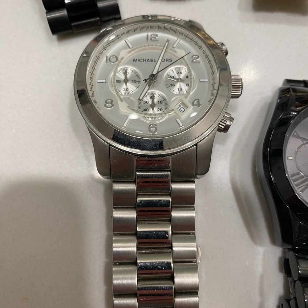 Michael Kors Metallic Silver Watch